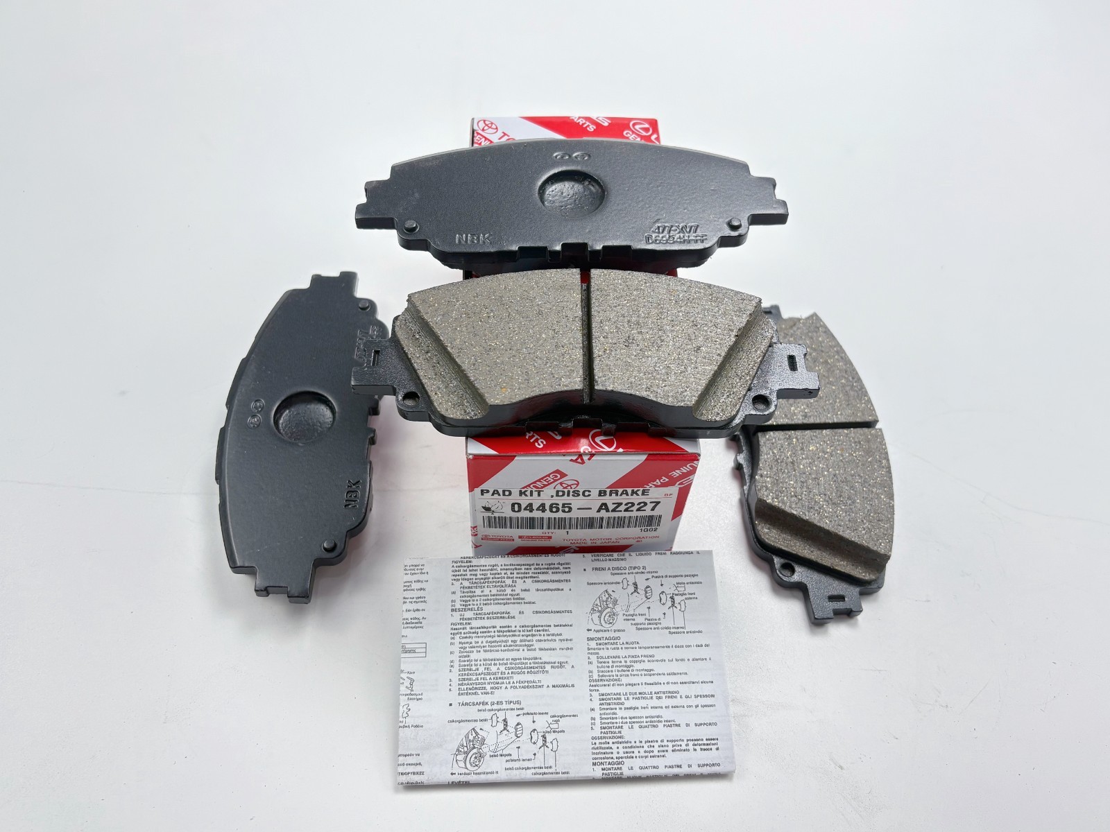 FRONT GENUINE OEM TOYOTA LEXUS ES300h CAMRY NEW BRAKE PADS 04465-AZ227 2018-2024