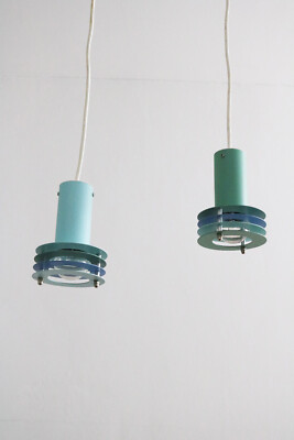 2er Set kleine dänische minimalistische Pendelleuchten by  Lyfa denmark 70s
