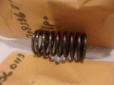 OEM WISCONSIN ROBIN ENGINE 208-33601-13 VALVE SPRING