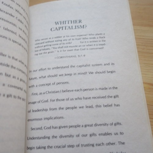Mac De Pree Leadership Is An Art Book 2004 Vintage Business Leadership Book - Picture 4 of 7
