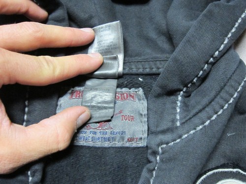 TRUE RELIGION BOY/GIRL BLACK ZIP BIG T HOODIE PATCHES SWEATSHIRT SIZE SMALL NEW - Picture 6 of 6