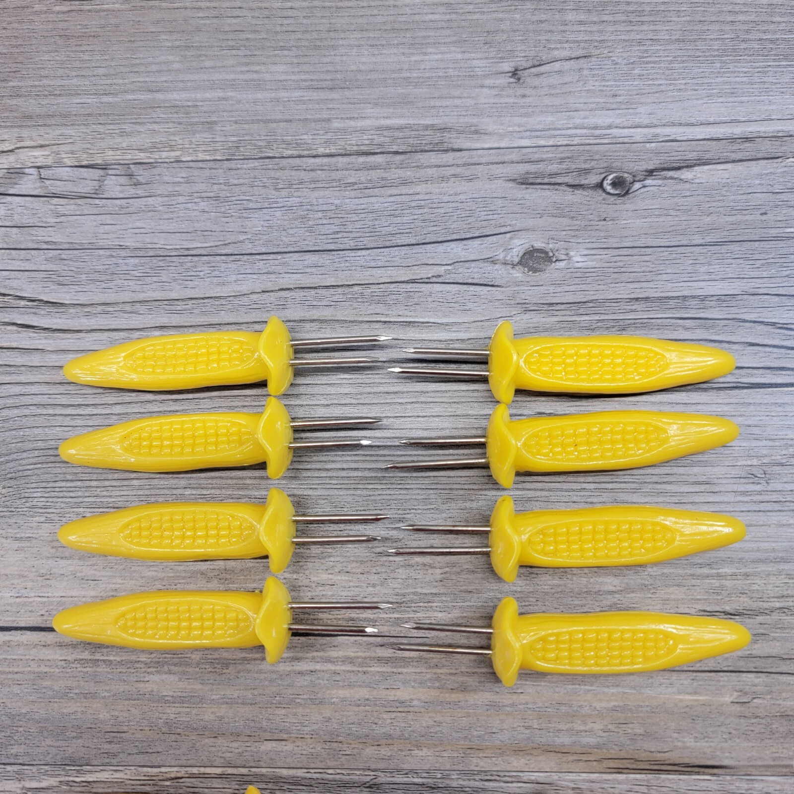 VTG Corn Cob Holders 18x Picks BBQ Corn on the Cob Skewers Plastic Metal