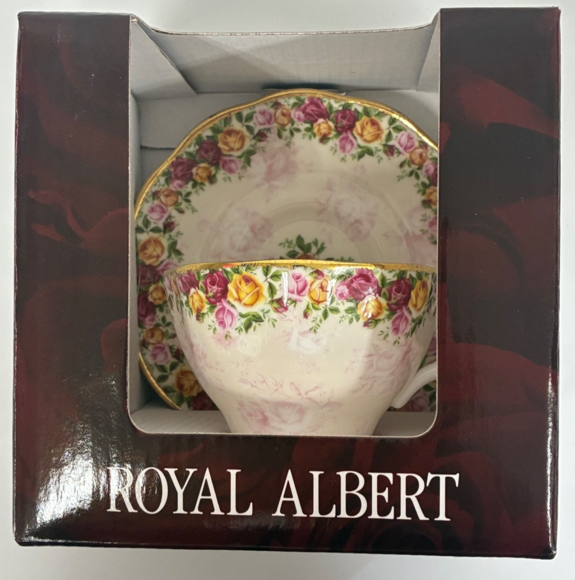 VINTAGE ROYAL ALBERT TEACUP SAUCER PEACH DAMASK ROSES 2002 BOXED DECORATIVE