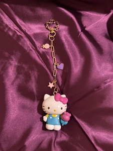 Hello Kitty Plastic & Metal Clip-On Keychain Charm Pink/Blue/White/Gold