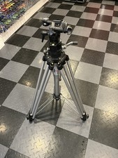 Manfrotto / Bogen 3046 Tripod with 3063 Fluid Video Head