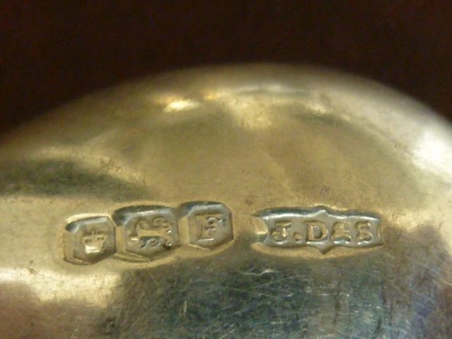Sturdy post WW2 sterling silver spoon ~9cm, ~8.33g, Sheffield, 1948