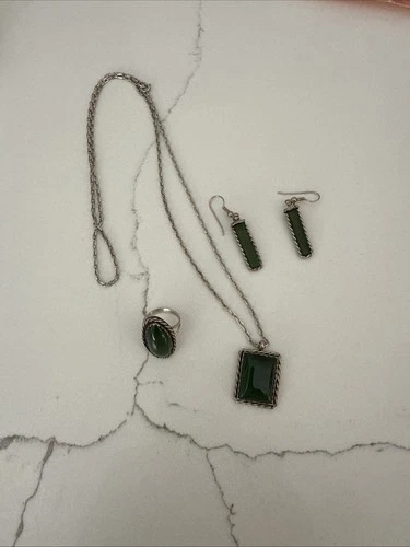 Vintage NAVAJO Sterling Silver 925 Black Green Jade Necklace, EARRINGS And RING