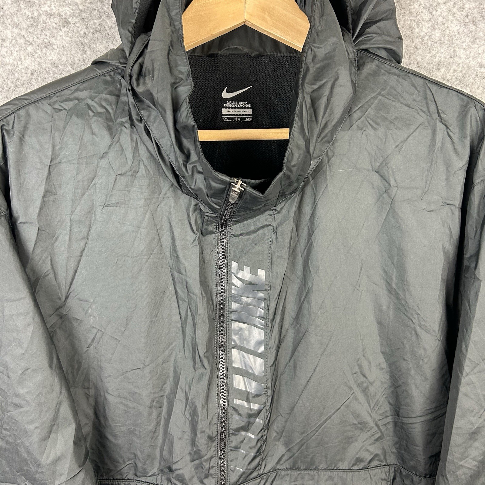 SACAI X NIKE Nike Giacca Leggera Uomo XXL 1 2 Zip Giacca a Vento Cappotto con Cappuccio Nero Poliestere