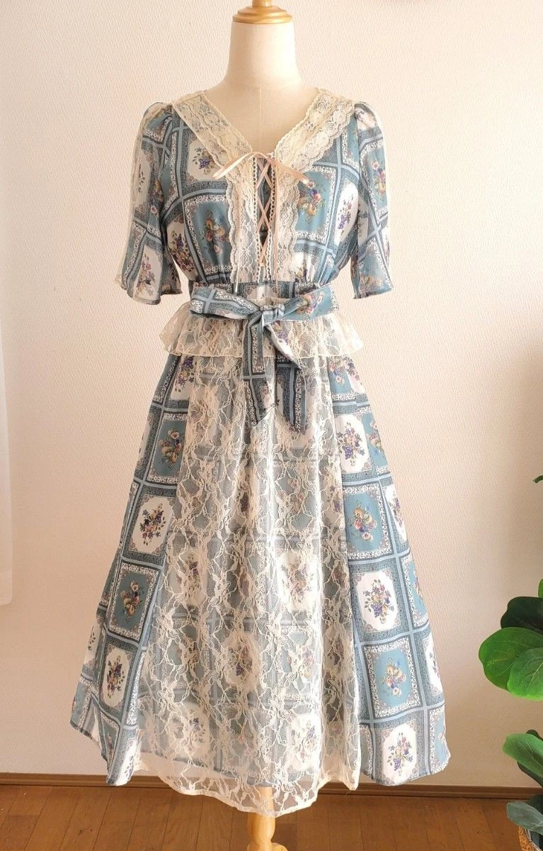 chinese dress ladies Flower Pattern Lacy Long Skirt – axes femme from JAPAN main image 1