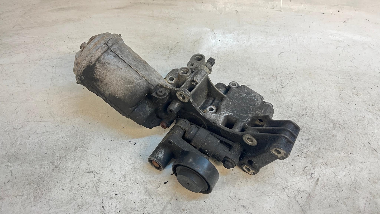 98 BMW M3 E36/7 Z3 M S52 Engine Oil Filter Housing Assembly  