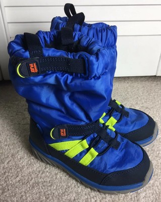 made to play sneaker boot