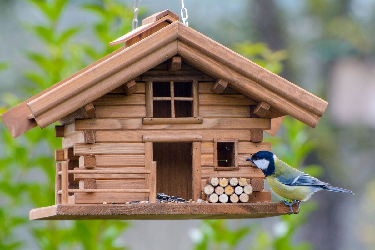 A Ting Geschnitztes Holz-Vogelhaus Mit Aufhänger – Braun, 31,1 X 15,9 X 12,1 Cm, Für Garten Oder Terrasse