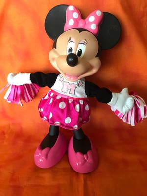 minnie mouse cheerleader toy