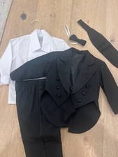 5 piece black tuxedo for baby/toddler. Size 12 months.