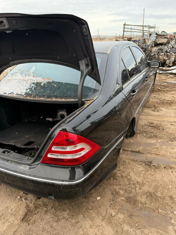 Used Rack and Pinion Assembly fits: 2005 Mercedes-benz Mercedes c-class 203 Type Foto 2 de 4