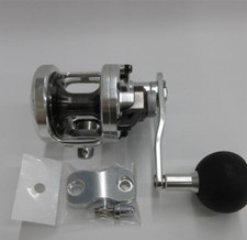 Moulinet de pêche à levier Daiwa Catalina LD 20SH poignée droite