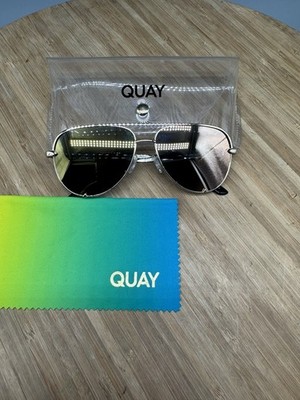 Quay High Key Mini 126 Sunglasses Gold Polarized Display