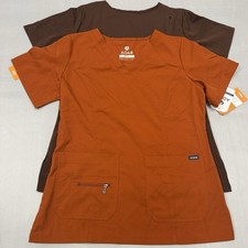 Adar Pro Scrubs NWT Women - Elevated V-Neck Scrub Top 1 Coffee  1 Cinnamon Med