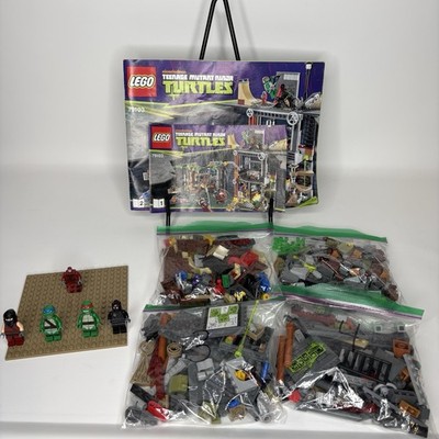 LEGO Teenage Mutant Ninja Turtles: Turtle Lair Attack (79103