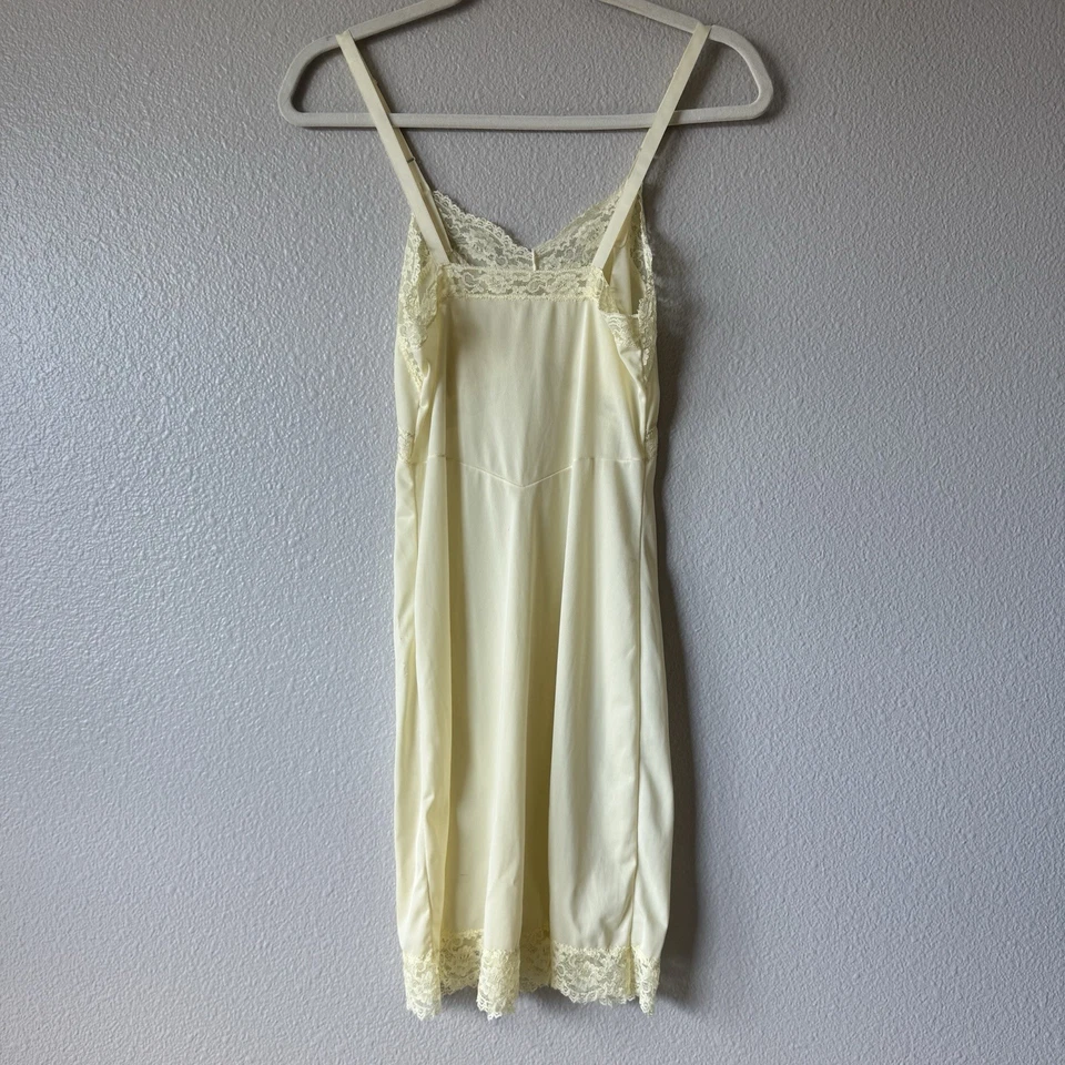 Camisón vintage sin mangas talla 32 XS amarillo claro encaje ribete coqueta babydoll Foto 2 de 4