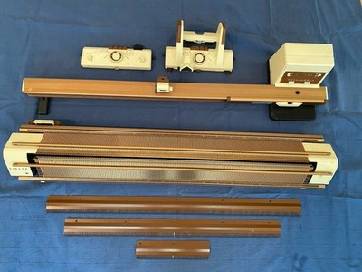 SINGER Nostalgie Doppelbettstrickmaschine STC 1480, sehr viel Zubehör,