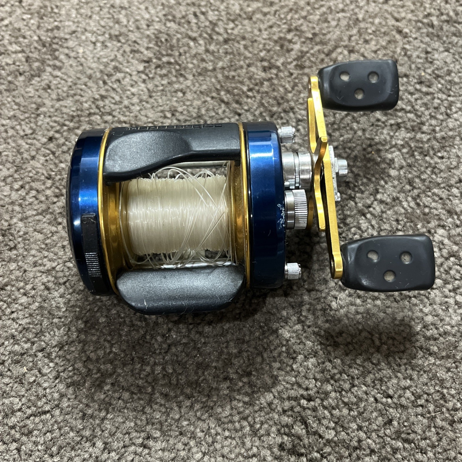Abu Garcia Ambassadeur 6600C4 Blue/Gold Fishing Reel Fast 6.
