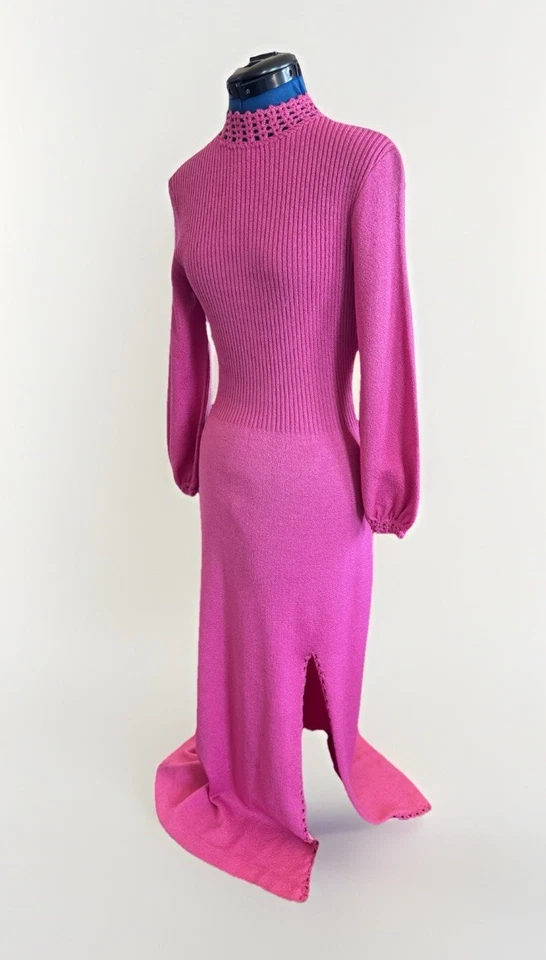 Maxi Vestido Rosa Tejido a Mano Delfín California Años 70 De Colección con Abertura Foto 4 de 4