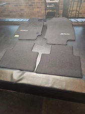 *Excellent* Toyota RAV4 Gen5 2019-2023 OEM Carpets