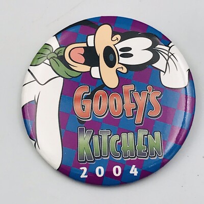 2004 Disneyland Hotel Goofy's Kitchen Souvenir Button Pin 3''