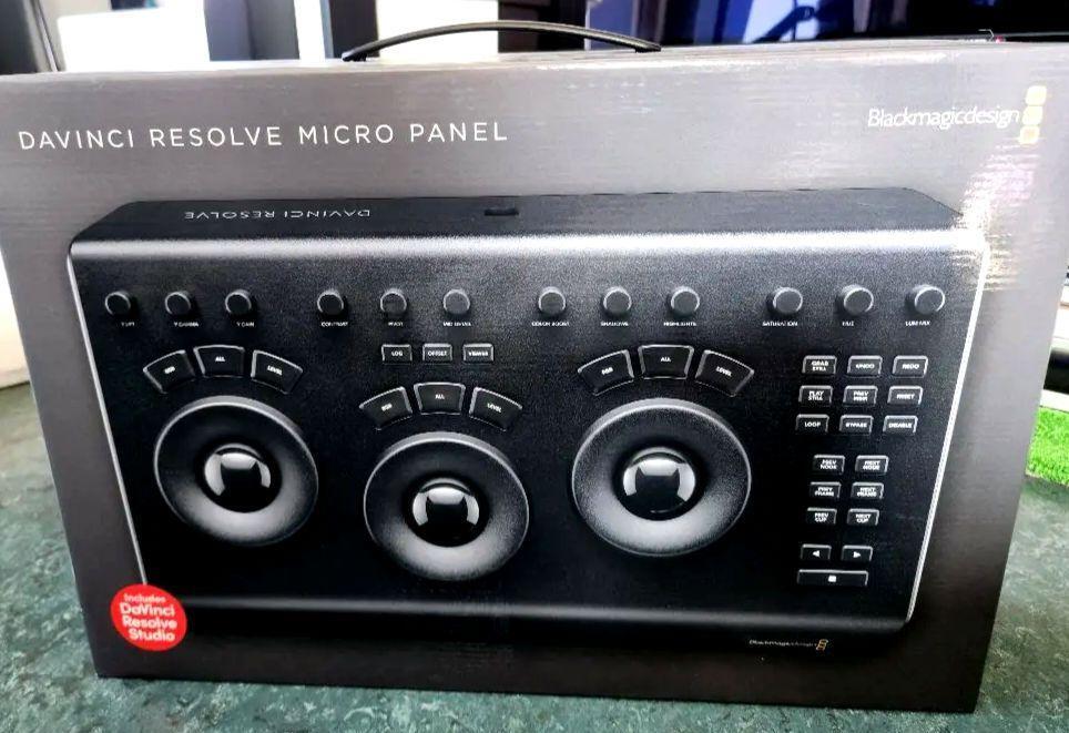 Blackmagic Design / Davinci Resolve Micro Panel w/ Box Blackmagic Design / Davinci Resolve Micro Panel w/ Box