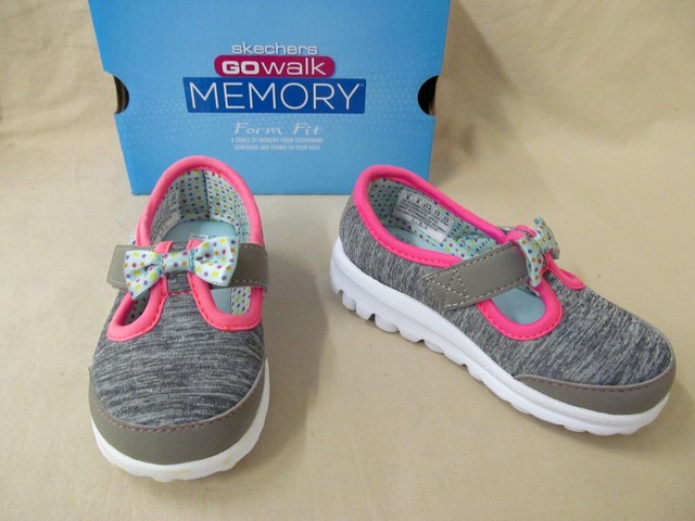 skechers go walk bitty bow