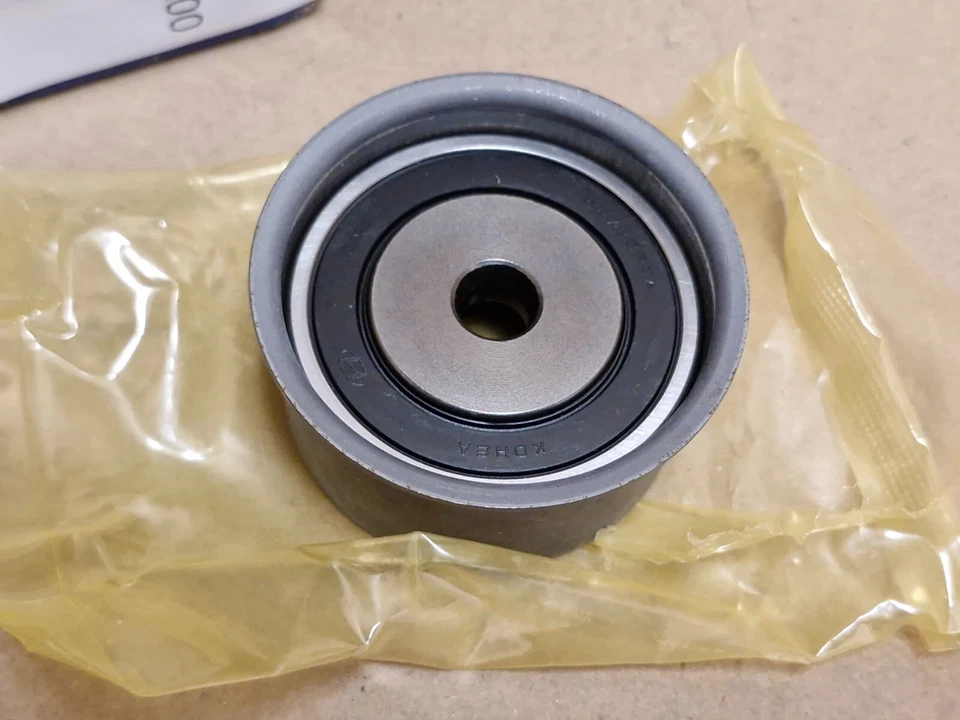 Hyundai Trajet F0 Santa Fe SM Timing Belt Tensioner Pulley 2445038011 Genuine - Image 2 of 4