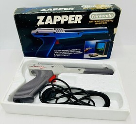 NES ZAPPER Authentic Nintendo NES-005 Light Gun Original Gray