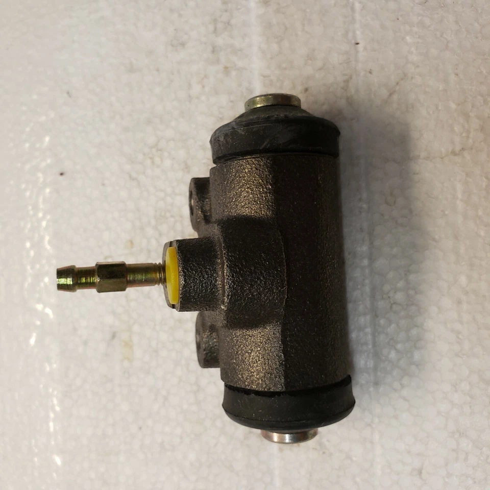 MIDAS WC1769 WHEEL CYLINDER, AUTOZONE AZ33920 - Image 3 of 4