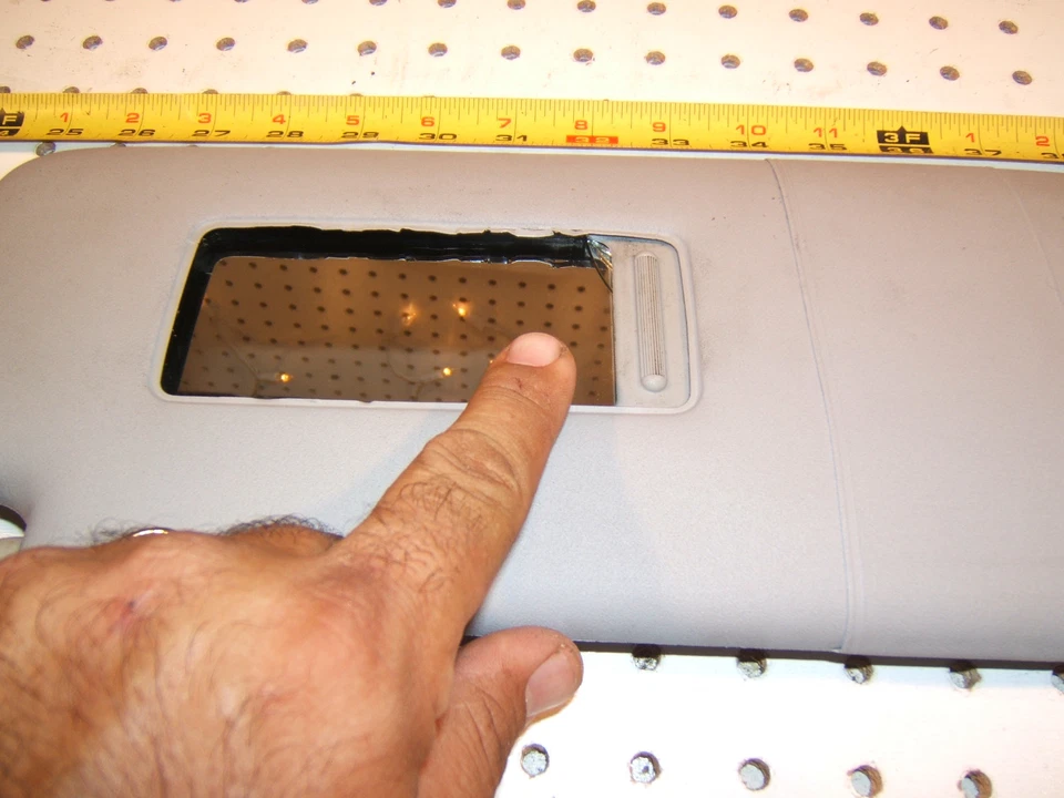 Mercedes W208 CLK430 2002 convertible derecha iluminado gris parasol 1 visera, ampliable Foto 4 de 4