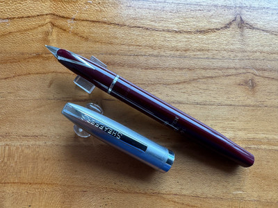 Sheaffer 500 Dolphin Burgundy Touchdown Füllfederhalter USA - Kreidemarkiert