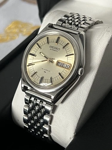 Seiko 7019 8080 Silver Dial Day Date Automatic Watch Vintage July 1977 Watch
