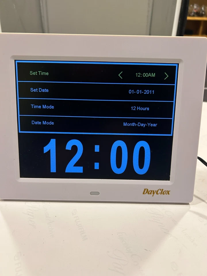 Very Nice DayClox Digital Calendar Day Clock 8" LCD w/ Adapter for Seniors, Kids - Image 4 of 4