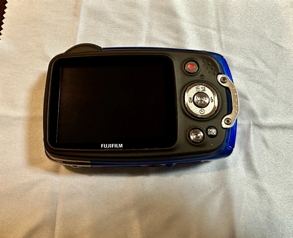 FUJI FILM FINEPIX XP 50 FULL HD 1080p - 14MP - WATER/SHOCK/FREEZE/DUST PROOF-NEW - Image 3 of 4