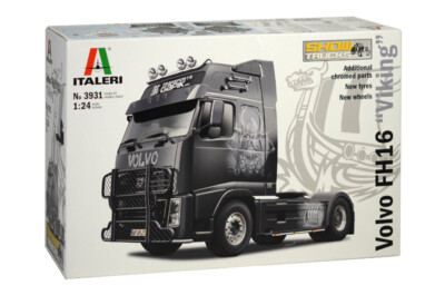 Italeri 3931 1/24 Scale Model Show Truck Kit Volvo FH-16 500 XXL