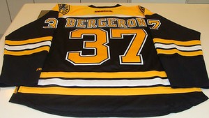 bruins bergeron jersey