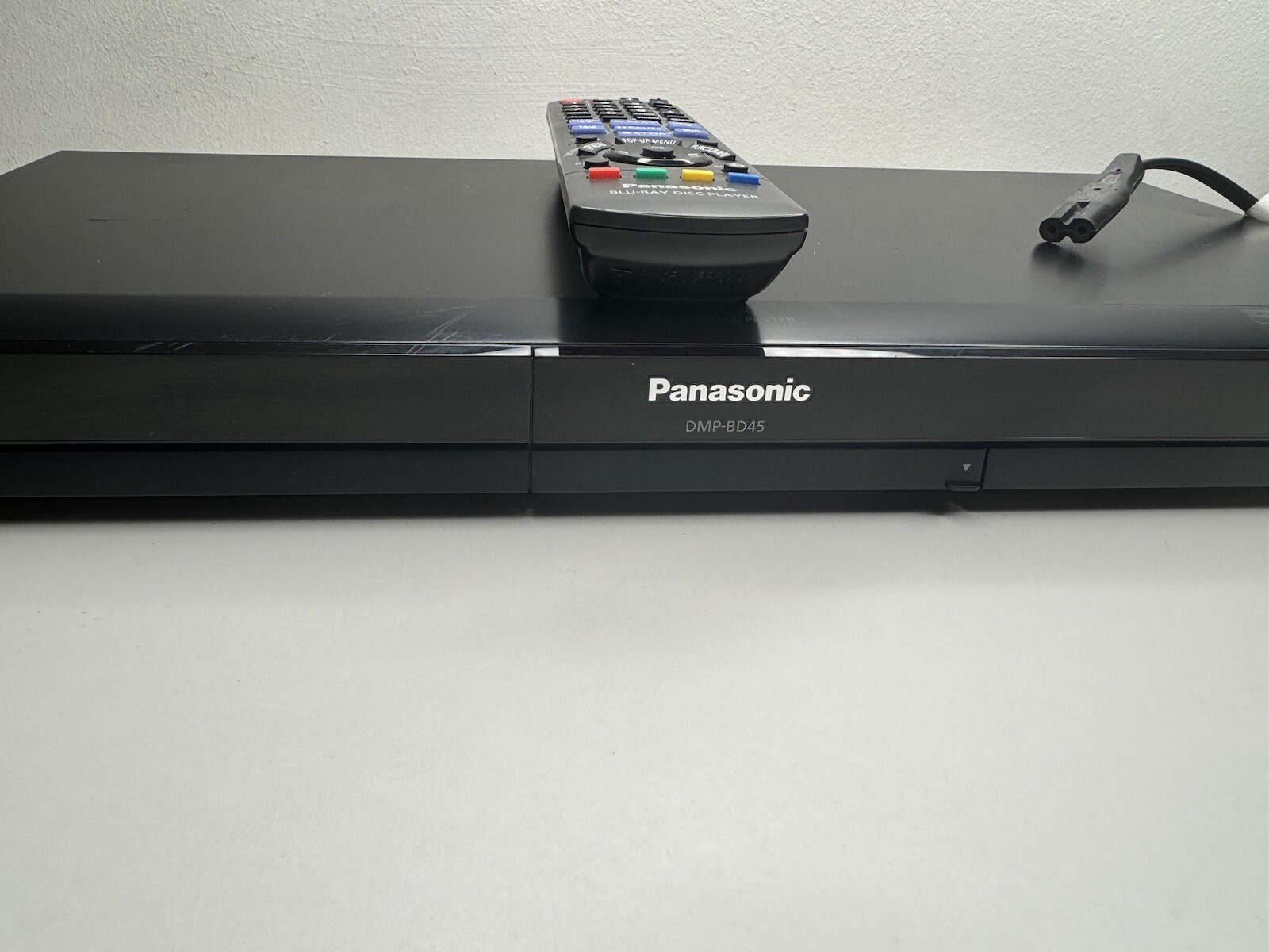 Panasonic DMPBD45 Upscaling BluRay & DVD Player with Remote Control