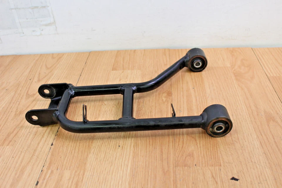 2004 Arctic Cat 500 4x4 TRV Automatic Right Rear Upper A Arm Control Foto 3 de 4