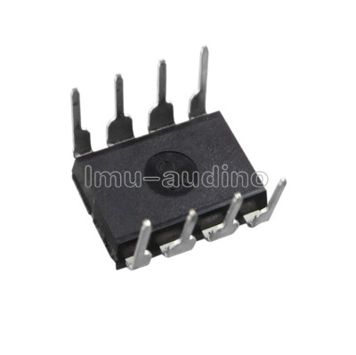 PIC12F675-I/P Microcontrôleurs 8 bits - MCU 1.75KB 64 RAM 6 I/O Ind