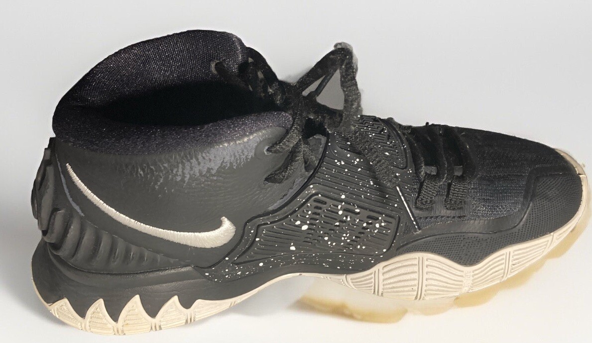 Nike Kyrie 6 Jet Black White Basketball BQ4630 001 Men display picture 1