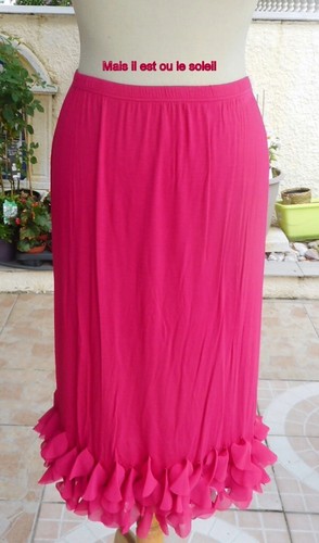 jupe en tulle et dentelle MAIS IL EST OU LE SOLEIL taille 36/ 38/40 TBE