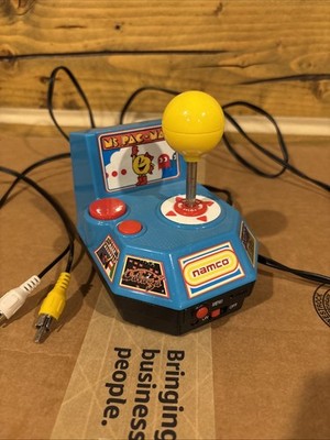 Namco Ms. Pac-Man 5 in 1 TV Plug N Play Arcade Games Joystic