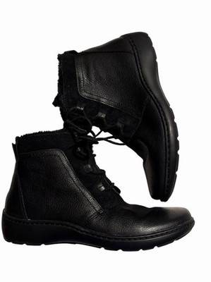 Clarks Cora Chai Winter Boots Womens Size 8 W Wide EUR 39 Black Leather Faux Fur