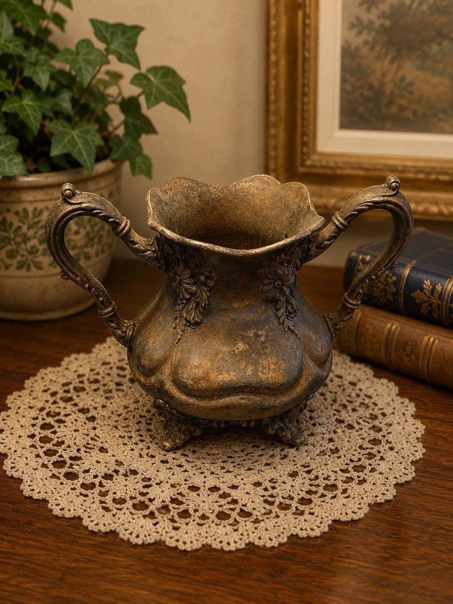 Quadruple Plate In Antique Us Silver-Plated Creamers & Sugar Bowls
