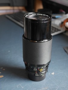 Minolta MD Vivitar 70-210mm 1:3.5 Lens Series 1 Macro Focusing lens